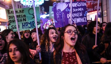 Türkiye Yazarlar Sendikası’nın 8 Mart bildirisini Şebnem Korur Fincancı yazdı Türkiye Yazarlar Sendikası’nın 8 Mart bildirisini Şebnem Korur Fincancı yazdı