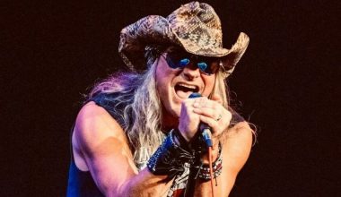 Skid Row’un solisti hayatını kaybetti