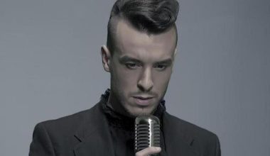 ‘Yıldızların altında’ Cem Adrian konseri