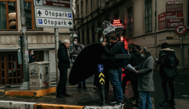 ‘Sanatçılar ondan sorulur’