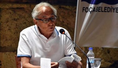 Ataol Behramoğlu, son şiir kitabını Foça’da tanıttı Ataol Behramoğlu, son şiir kitabını Foça’da tanıttı