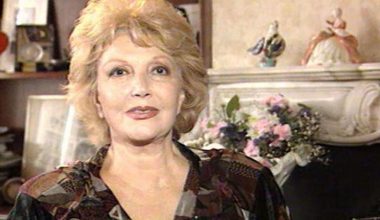 Usta sanatçı Nedret Güvenç yaşamını yitirdi