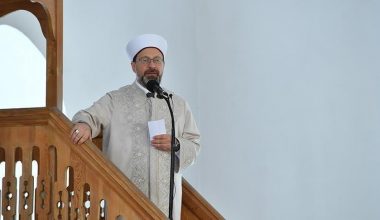 Diyanet Atatürk geleneğini bozmadı!