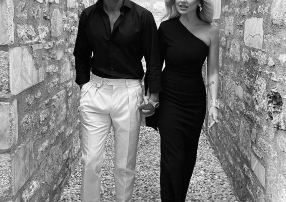 Hadise sevgilisi Mehmet Dinçerler ile ilk pozunu paylaştı