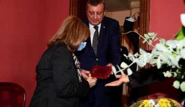 İdil Biret için özel 80. yıl kutlaması