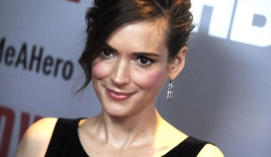 Keanu Reeves’ten evlilik itirafı: “Hâlâ Winona Ryder ile evliyiz”
