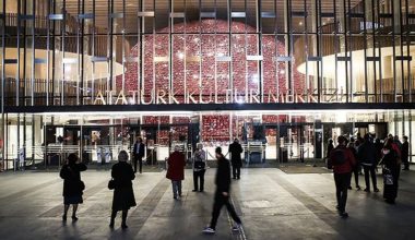 İstanbul AKM’de Atatürk’ü Anma Konserleri İstanbul AKM’de Atatürk’ü Anma Konserleri