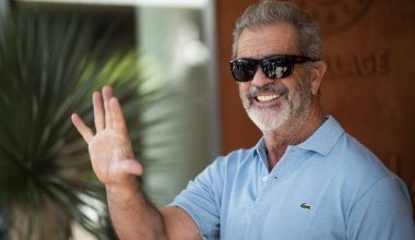 Mel Gibson’dan Cehennem Silahı sürprizi Mel Gibson’dan Cehennem Silahı sürprizi