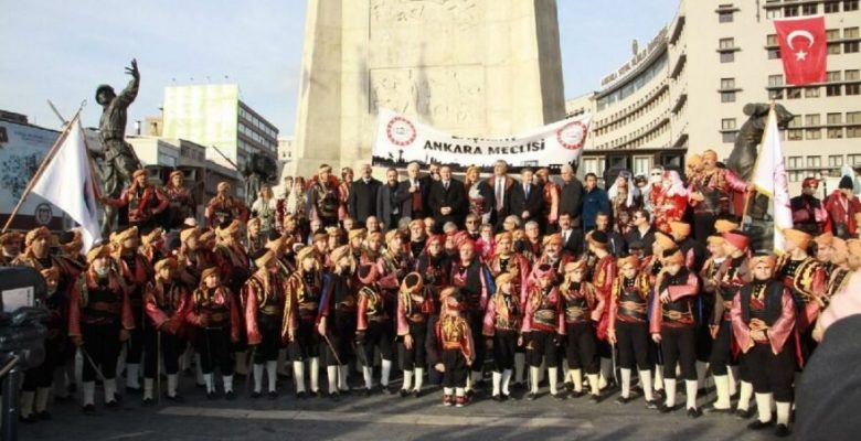 Seğmenler, Atatürk’ün Ankara’ya gelişini coşkuyla kutladı