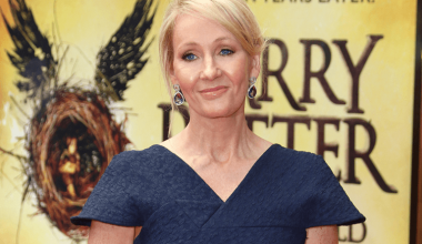 JK Rowling’in transseksüel görüşlerine JK Rowling’in transseksüel görüşlerine