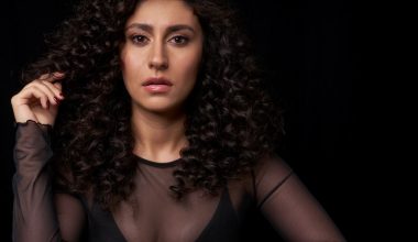 Elif Sanchez’den Birleştiren ‘Ayrılık ’ Elif Sanchez’den Birleştiren ‘Ayrılık ’