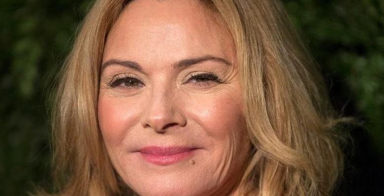 Dizinin Samantha’sı Kim Cattrall’dan
