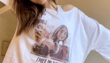 Emily in Paris, iki sezon için daha onay aldı