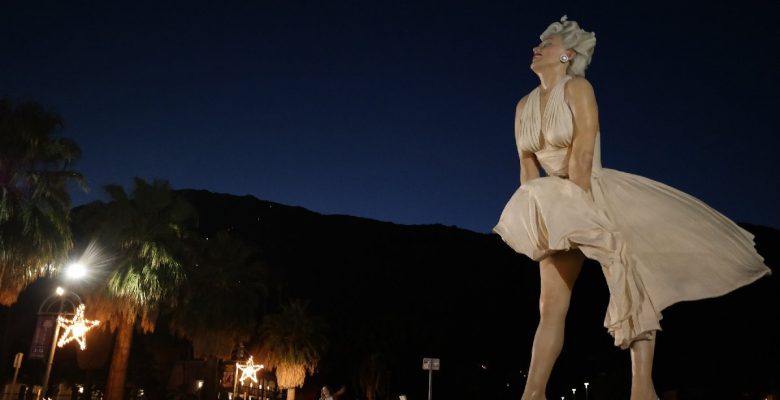 Marilyn Monroe’nun dev heykeli kenti karıştırdı
