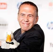 Ünlü komedyen Gilbert Gottfried hayatını kaybetti