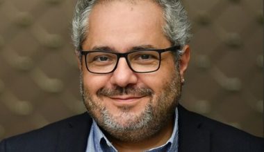 Tiyatro Eleştirmenleri Birliği Başkanı Ragıp Ertuğrul Hayata Veda Etti…