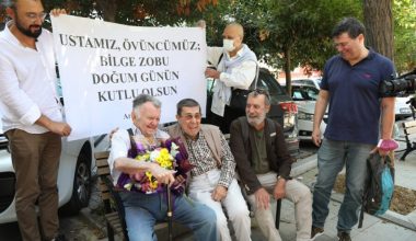 İBB Şehir Tiyatroları Sanatçıları Usta Oyuncu Bilge Zobu’nun Yaş Gününü Kutladı