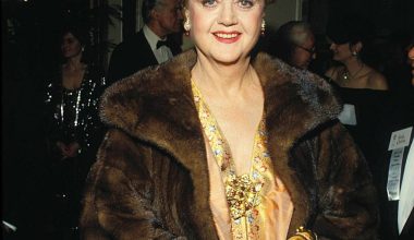 Ünlü oyuncu Angela Lansbury hayatını kaybetti