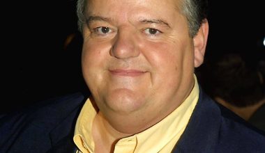 Harry Potter filmlerinin ünlü oyuncusu Robbie Coltrane hayatını kaybetti