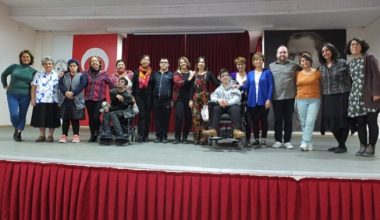 Burhaniye Sakatlar Derneği Tiyatro Topluluğu Sahneye Çıkmaya Hazırlanıyor