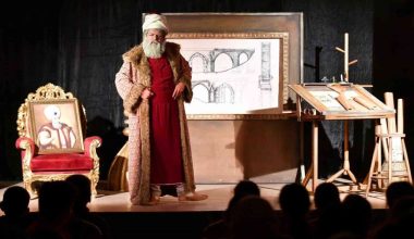 Mersin’de “Ben Mimar Sinan” Oyunu Sahnelendi