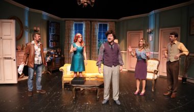 İBB Şehir Tiyatroları, “Komik Para” Oyunuyla Beylikdüzü’nde!