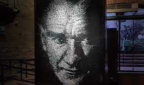 Cam Atatürk portresi Rahmi M. Koç Müzesi’nde Cam Atatürk portresi Rahmi M. Koç Müzesi’nde