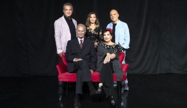 Tiyatro Ak’la Kara’dan Depremzede Çocuklar İçin Oyuncak Kampanyası Tiyatro Ak’la Kara’dan Depremzede Çocuklar İçin Oyuncak Kampanyası