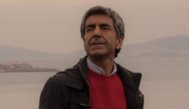 Hasan Erkek yazdı: “Dünya Tiyatro Günü Saptaması”