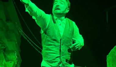 “Mezarcı” Oyunu, Yurtdışında Turneye Hazırlanıyor “Mezarcı” Oyunu, Yurtdışında Turneye Hazırlanıyor