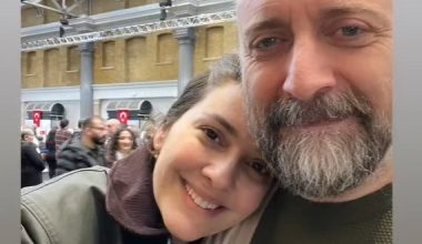 Yurt dışında yaşayan Bergüzar Korel ile Halit Ergenç oy kullandı