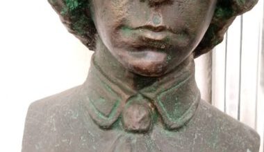 Durdurak Bilmeden Yaşanan Acılar ve O Soylu Mücadele : “Afife Jale” Durdurak Bilmeden Yaşanan Acılar ve O Soylu Mücadele : “Afife Jale”