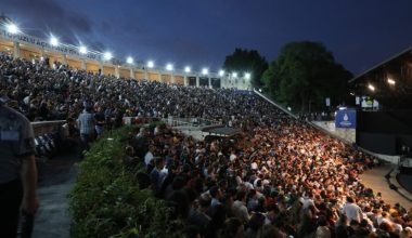 İBB Şehir Tiyatroları Açık Hava Yaz Oyunları’nda 76. Yıl Coşkusu İBB Şehir Tiyatroları Açık Hava Yaz Oyunları’nda 76. Yıl Coşkusu