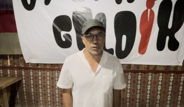 Bir Ovacık komedisi: Oyuna Geldik! Bir Ovacık komedisi: Oyuna Geldik!