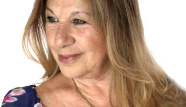 İBB Şehir Tiyatroları, Ayla Algan’ı Kaybetmenin Derin Üzüntüsünü Yaşıyor