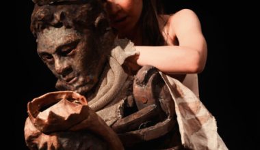 Dank Laboratuvar Tiyatrosu’nun “Medea’nın Parmak İzleri” Oyunu Ocak Ayında da Seyircilerle Buluşacak