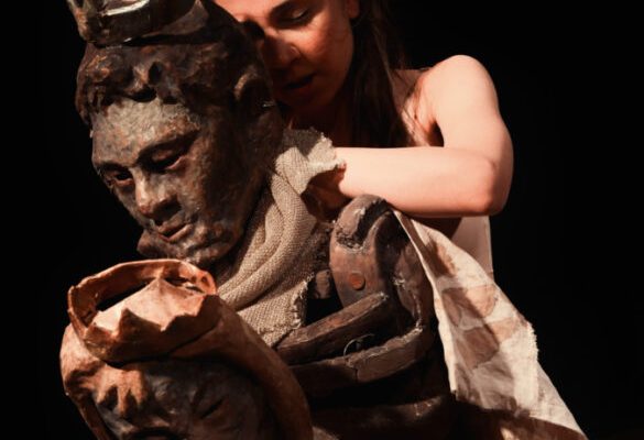 Dank Laboratuvar Tiyatrosu’nun “Medea’nın Parmak İzleri” Oyunu Ocak Ayında da Seyircilerle Buluşacak