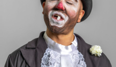 Mersin’de Yeni Bir Tiyatro Doğdu: Kreatif Tiyatro’nun İlk Oyunu