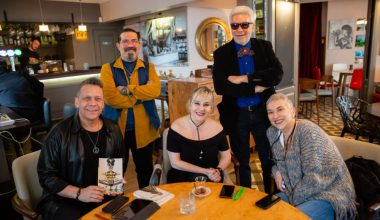 İBB Şehir Tiyatroları’nın “Yaşamak mı Yoksa Ölmek mi?” İBB Şehir Tiyatroları’nın “Yaşamak mı Yoksa Ölmek mi?”