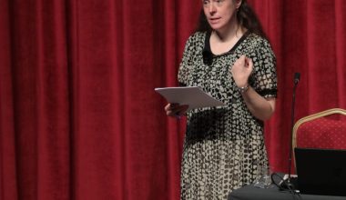 Maria Turri’nin “Tiyatro, Kahkaha ve Bilinçdışı: Maria Turri’nin “Tiyatro, Kahkaha ve Bilinçdışı: