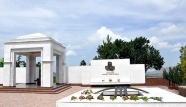 Türk dünyasında bir ses: Cengiz Aytmatov Türk dünyasında bir ses: Cengiz Aytmatov