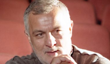 İBB Şehir Tiyatroları, Kenan Işık’ın Kaybetmenin Derin Üzüntüsünü Yaşıyor İBB Şehir Tiyatroları, Kenan Işık’ın Kaybetmenin Derin Üzüntüsünü Yaşıyor