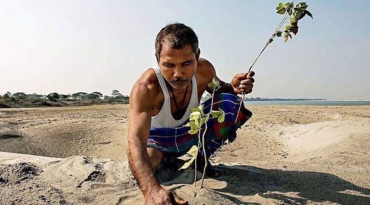 “TEK BİR İNSAN NE YAPABİLİR!” DİYORSANIZ… “TEK BİR İNSAN NE YAPABİLİR!” DİYORSANIZ…