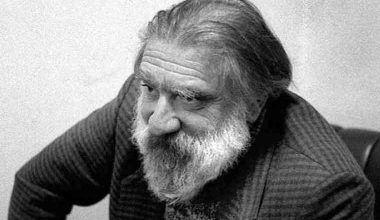 Usta şair Can Yücel 25. yılında unutulmadı