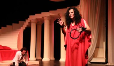 İBB Şehir Tiyatroları, Tiyatro Sezonunun İlk Ayında 22 Oyunla Seyirci Karşısına Çıkıyor İBB Şehir Tiyatroları, Tiyatro Sezonunun İlk Ayında 22 Oyunla Seyirci Karşısına Çıkıyor