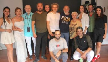 Tiyatro Keyfi’nin “Kaktüs Çiçeği” Oyunu Üzerine Söyleşi