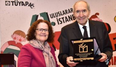 41. Uluslararası Tüyap İstanbul Kitap Fuarı’nda Yalvaç Ural için onur gecesi düzenlendi