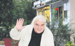 Yoksa İzahı Vardır Mizahı: “Enis Fosforoğlu”