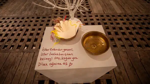 Deniz Doğruyol’un ‘Bir Kere Oldum, Bin Kere Doğdum’