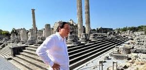 Ünlü piyanist Fazıl Say’dan Apollon Tapınağı’na beste geliyor